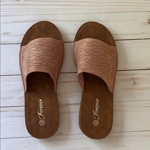 Womens Slide Sandals size 5.5